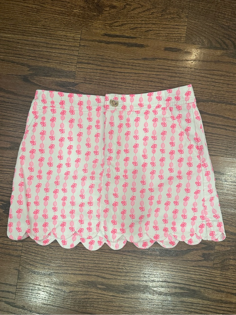 Lilly Pulitzer White Mini Skort with Pink Floral Stripe and Scalloped Hem